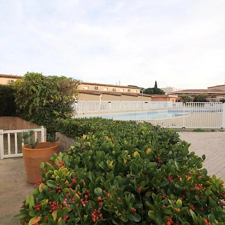 Avec Piscine Dans Proche De La